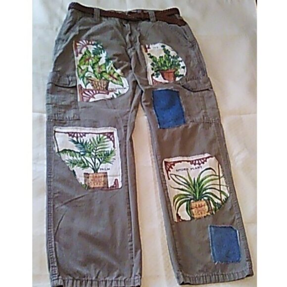 Plant Lover Upcycled Wrangler Cargo Pants 32 x 34 Khaki Patches Unisex Baggy - Picture 2 of 12